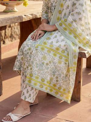 women floral printed empire cotton kurta with trousers & with dupatta 4