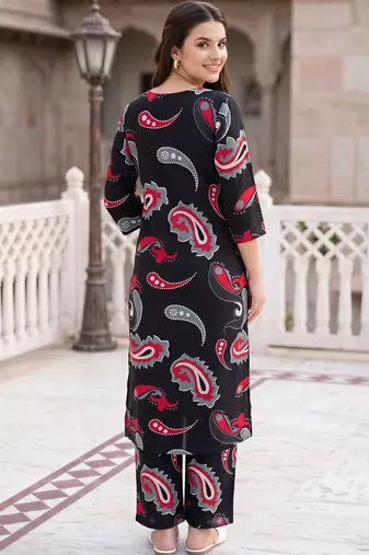 women paisley printed regular cotton kurta with trousers