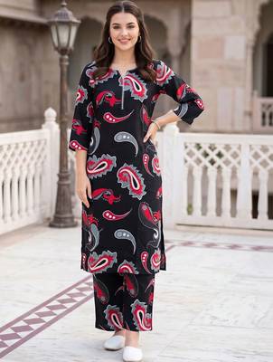 women paisley printed regular cotton kurta with trousers 6