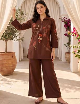 women ethnic motifs embroidered regular thread work cotton kurta with palazzos 1