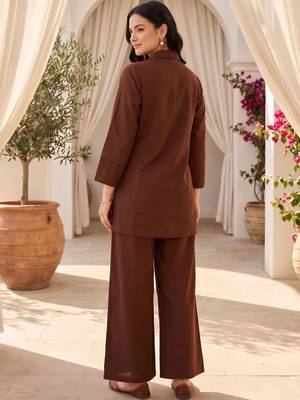 women ethnic motifs embroidered regular thread work cotton kurta with palazzos 4