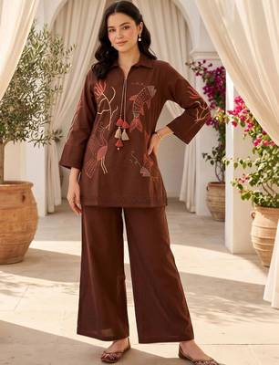 women ethnic motifs embroidered regular thread work cotton kurta with palazzos 6