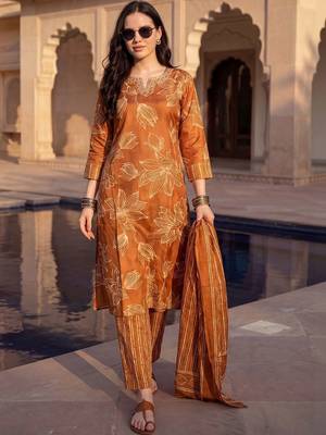 women floral printed regular thread work kurta with trousers & with dupatta 1