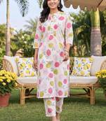 women ethnic motifs printed regular cotton kurta with trousers
