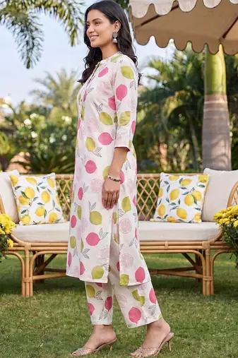 women ethnic motifs printed regular cotton kurta with trousers