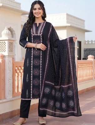women ethnic motifs printed regular cotton kurta with trousers & with dupatta 6