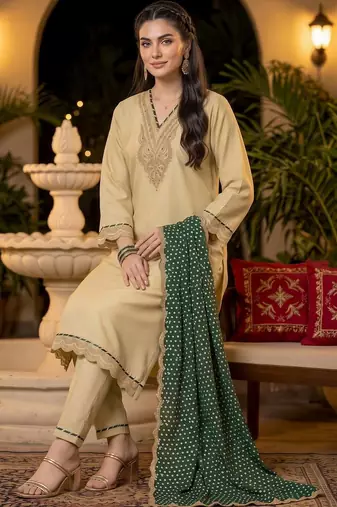 women ethnic motifs embroidered regular thread work kurta with trousers & with dupatta