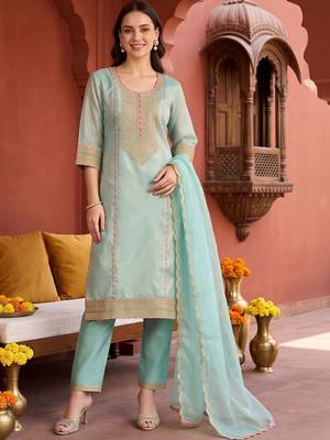 women ethnic motifs embroidered regular kurta with trousers & with dupatta 6