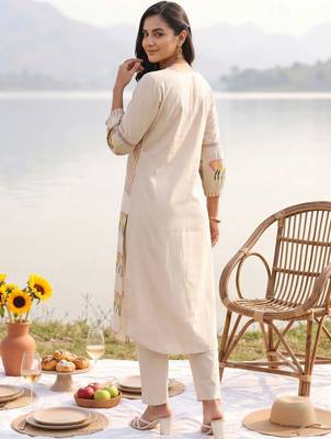 women ethnic motifs printed regular cotton kurta with trousers 4