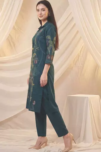 women ethnic motifs embroidered regular thread work kurta with trousers
