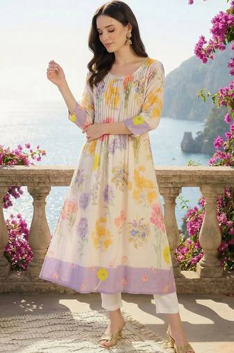 women floral printed regular cotton kurta with trousers