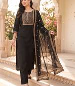 women ethnic motifs embroidered regular thread work kurta with trousers & with dupatta