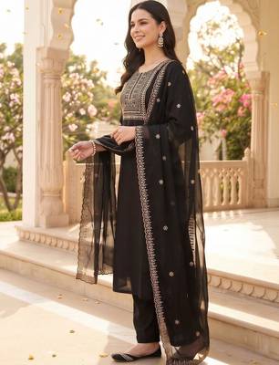 women ethnic motifs embroidered regular thread work kurta with trousers & with dupatta 3