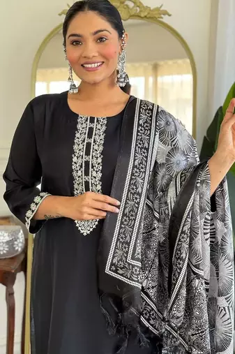 women ethnic motifs embroidered regular thread work kurta with trousers & with dupatta