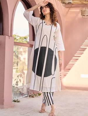 women printed regular cotton kurta with trousers 1