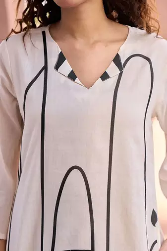 women printed regular cotton kurta with trousers