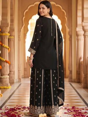 women ethnic motifs embroidered regular thread work kurta with sharara & with dupatta 4