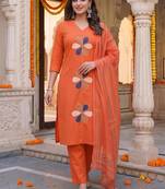women ethnic motifs regular cotton kurta with trousers & with dupatta