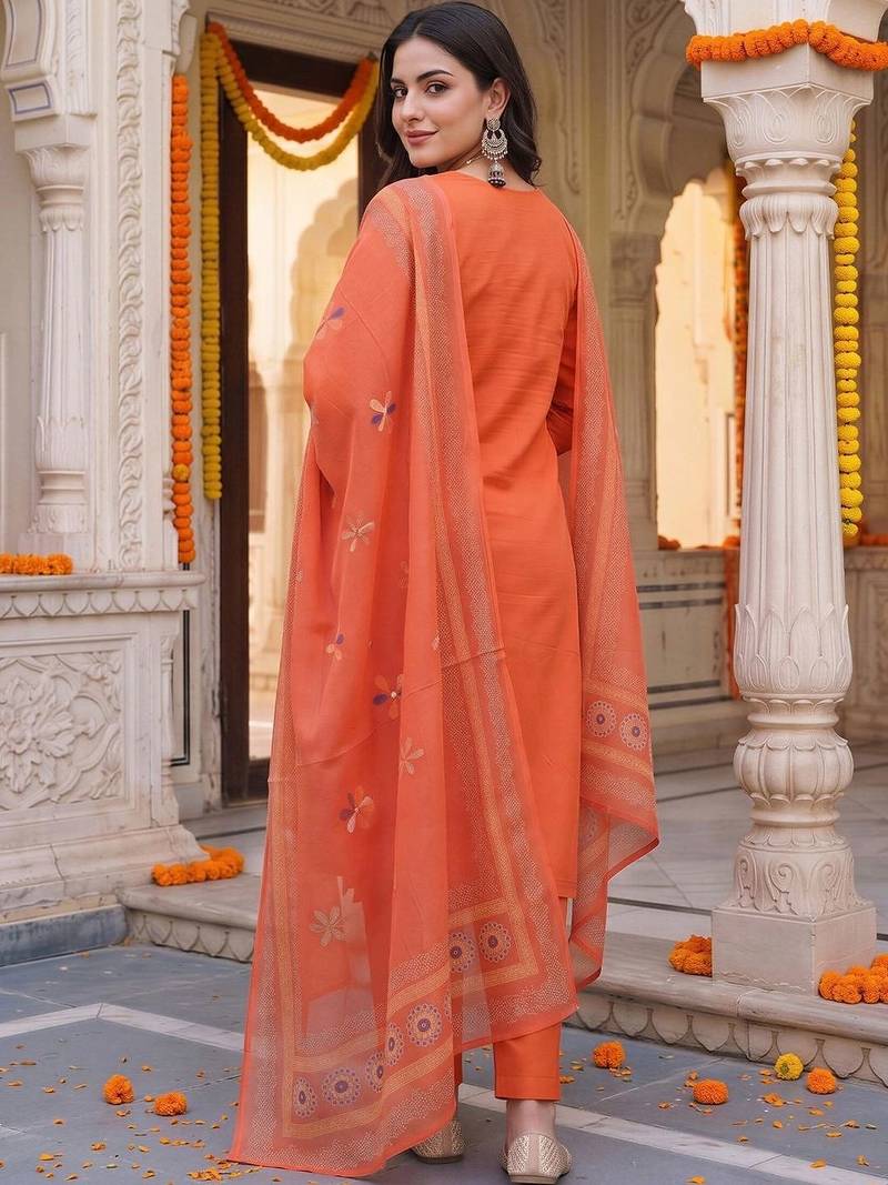 women ethnic motifs regular cotton kurta with trousers & with dupatta