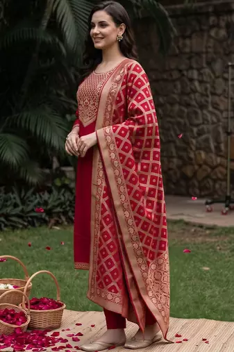 women ethnic motifs embroidered regular kurta with trousers & with dupatta