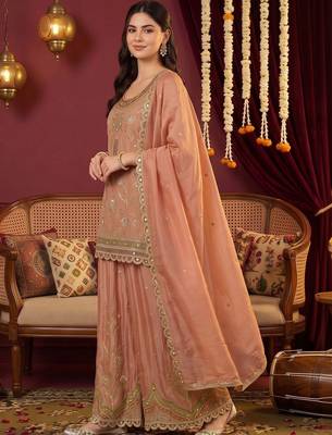 women ethnic motifs embroidered regular mirror work kurta with sharara & with dupatta 3