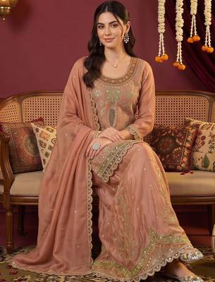 women ethnic motifs embroidered regular mirror work kurta with sharara & with dupatta 5