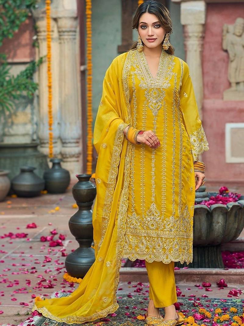 women ethnic motifs embroidered regular thread work kurta with trousers & with dupatta