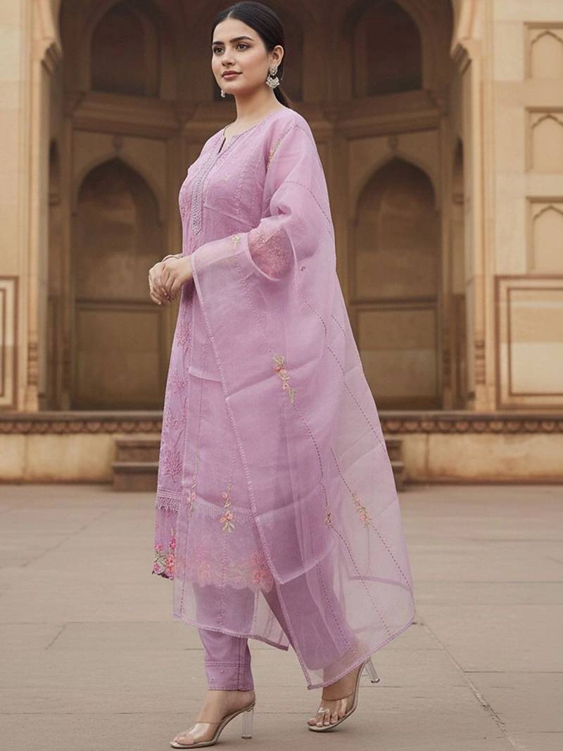 women floral embroidered regular thread work kurta with trousers & with dupatta
