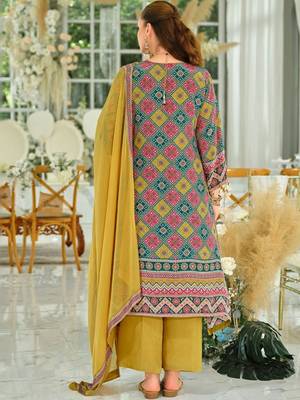 women ethnic motifs printed regular mirror work kurta with palazzos & with dupatta 7