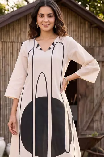 women printed regular cotton kurta with trousers