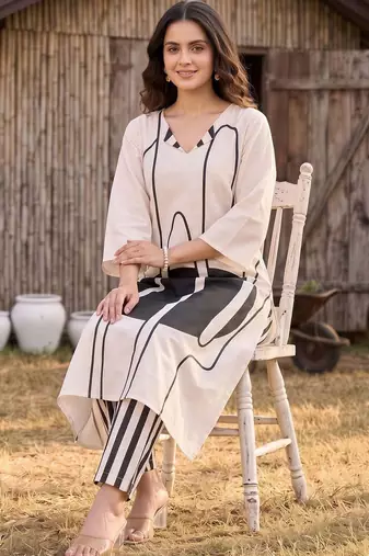 women printed regular cotton kurta with trousers
