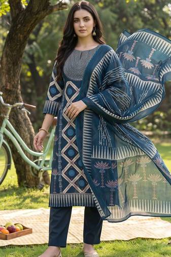 women printed regular cotton kurta with trousers & with dupatta