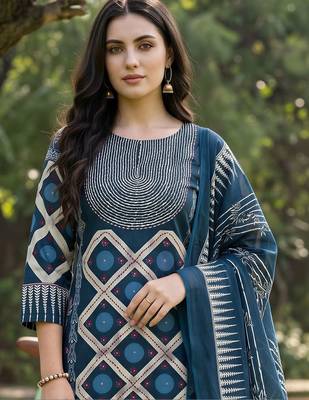 women printed regular cotton kurta with trousers & with dupatta 2