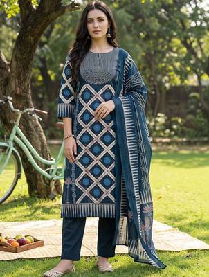 women printed regular cotton kurta with trousers & with dupatta 6