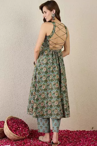 women floral printed regular cotton kurta with trousers