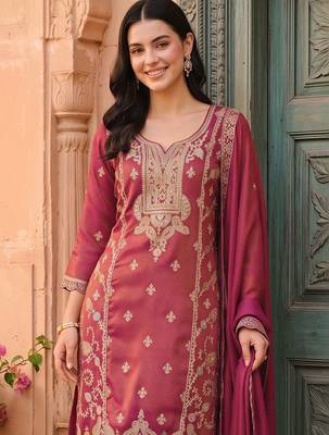women ethnic motifs embroidered regular thread work kurta with patiala & with dupatta 2
