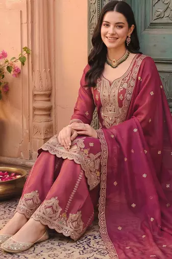 women ethnic motifs embroidered regular thread work kurta with patiala & with dupatta
