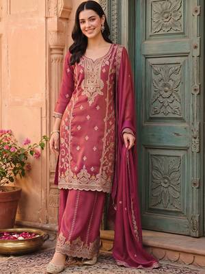 women ethnic motifs embroidered regular thread work kurta with patiala & with dupatta 6