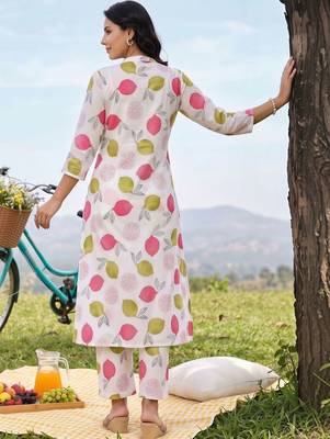 women ethnic motifs printed regular cotton kurta with trousers 4