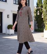 women printed regular cotton kurta with trousers