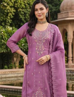 women ethnic motifs embroidered regular thread work kurta with trousers & with dupatta 2