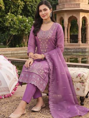 women ethnic motifs embroidered regular thread work kurta with trousers & with dupatta 5