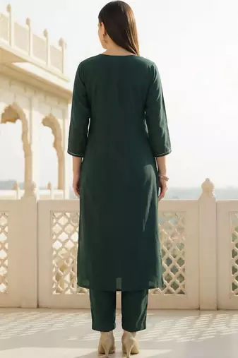 women ethnic motifs embroidered regular thread work kurta with trousers & with dupatta