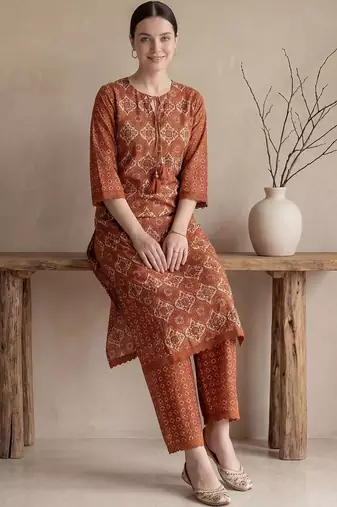 women ethnic motifs printed regular cotton kurta with palazzos