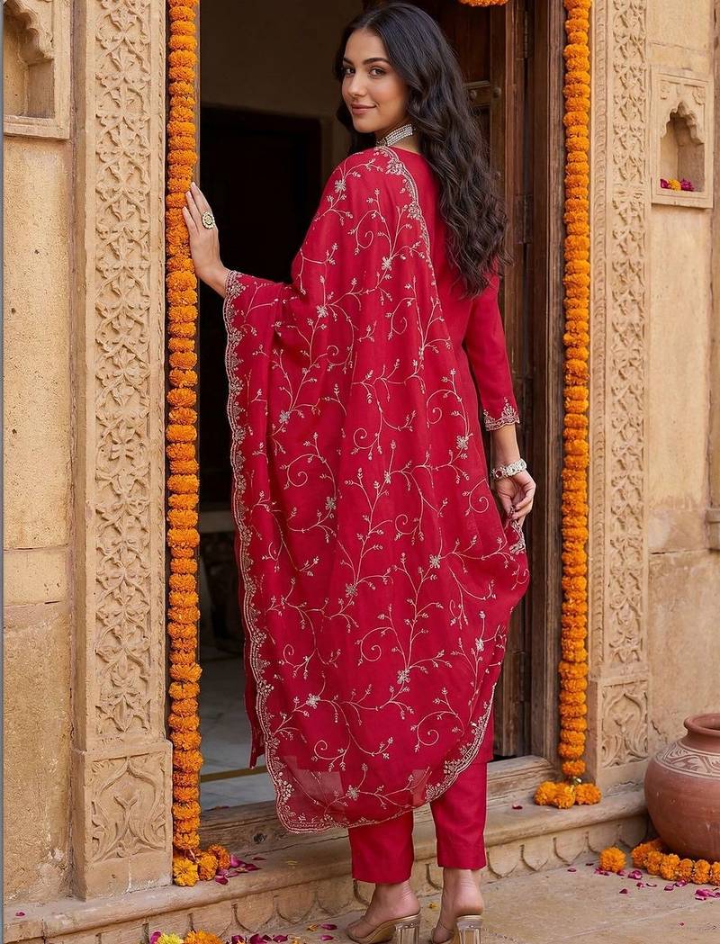 women ethnic motifs embroidered regular thread work kurta with trousers & with dupatta