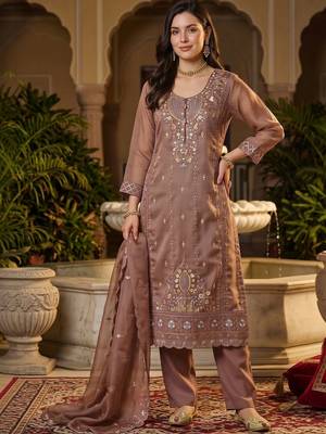women ethnic motifs embroidered regular thread work kurta with trousers & with dupatta 1