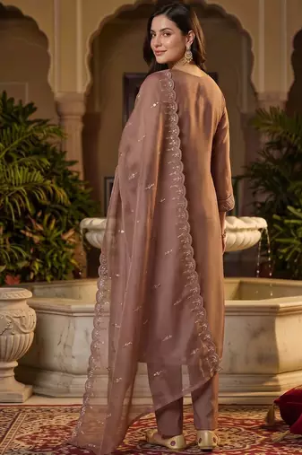 women ethnic motifs embroidered regular thread work kurta with trousers & with dupatta