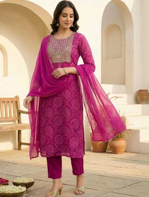 women ethnic motifs printed regular kurta with trousers & with dupatta 1