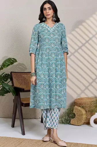 women ethnic motifs printed regular cotton kurta with trousers & with dupatta