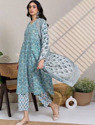 women ethnic motifs printed regular cotton kurta with trousers & with dupatta 3